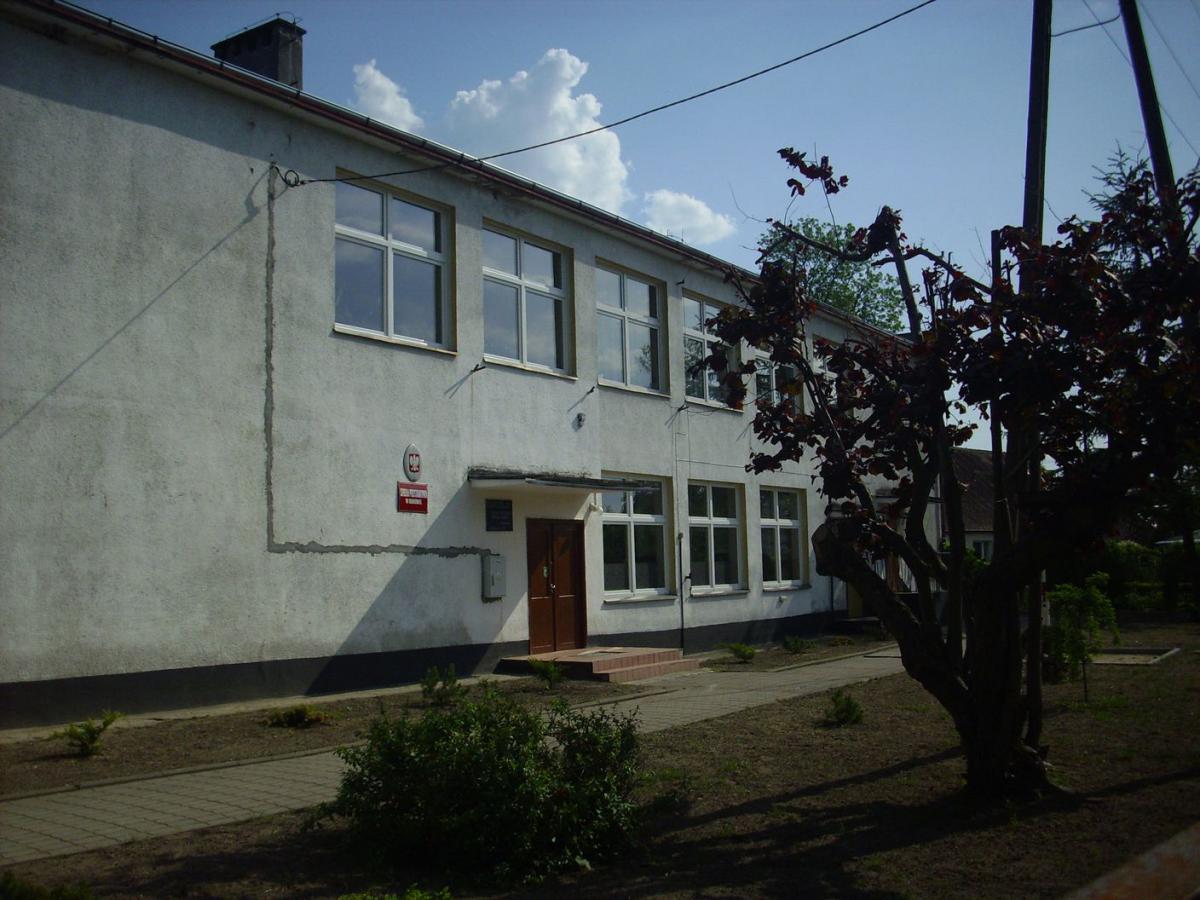 Szkoła Podstawowa w Dunowie Szkoła Podstawowa w Dunowie